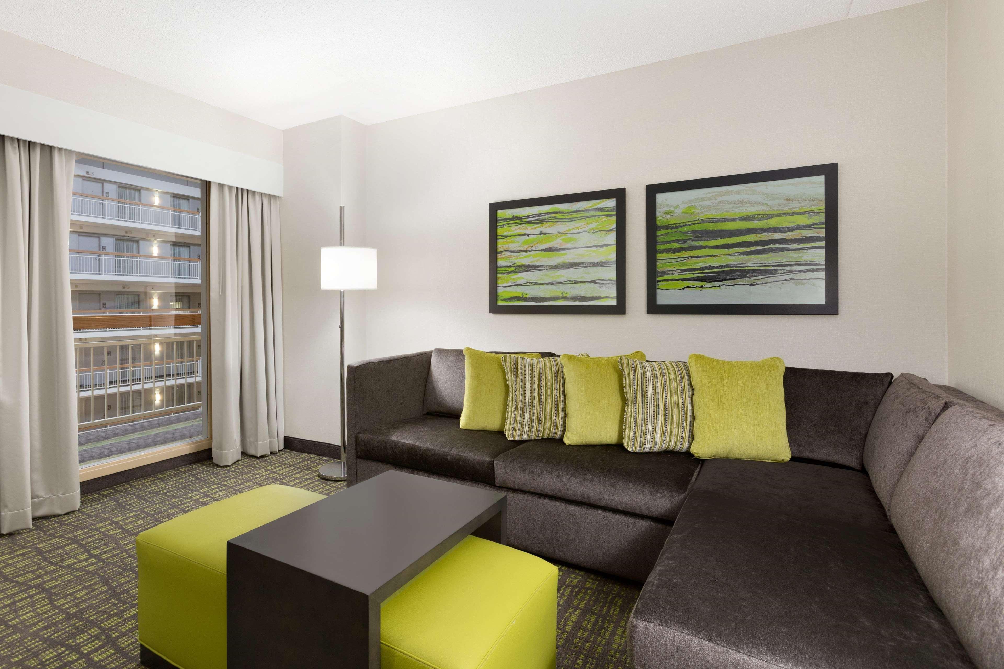 Embassy Suites Newark - Wilmington/South Exteriér fotografie