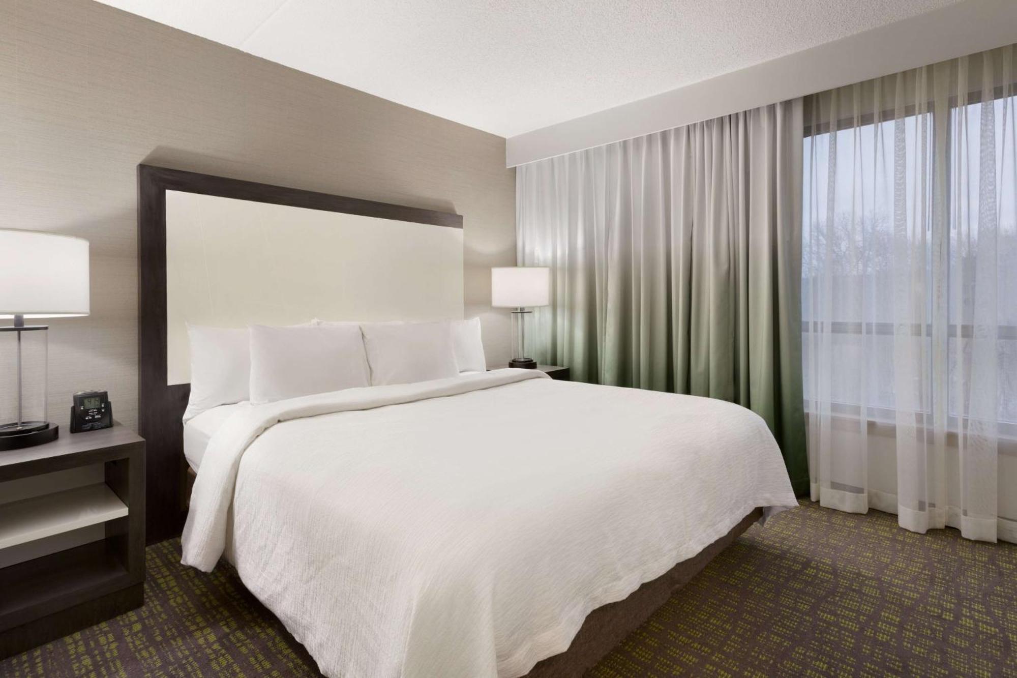Embassy Suites Newark - Wilmington/South Exteriér fotografie