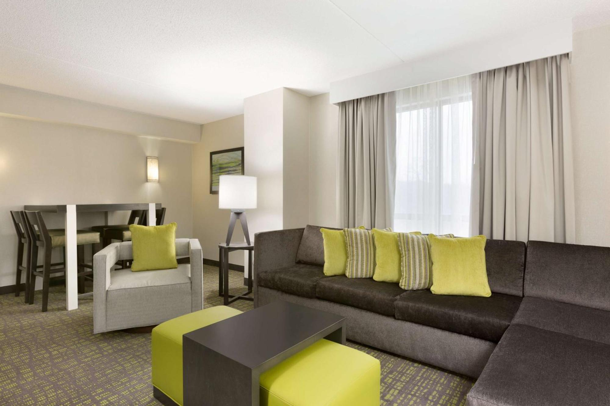 Embassy Suites Newark - Wilmington/South Exteriér fotografie
