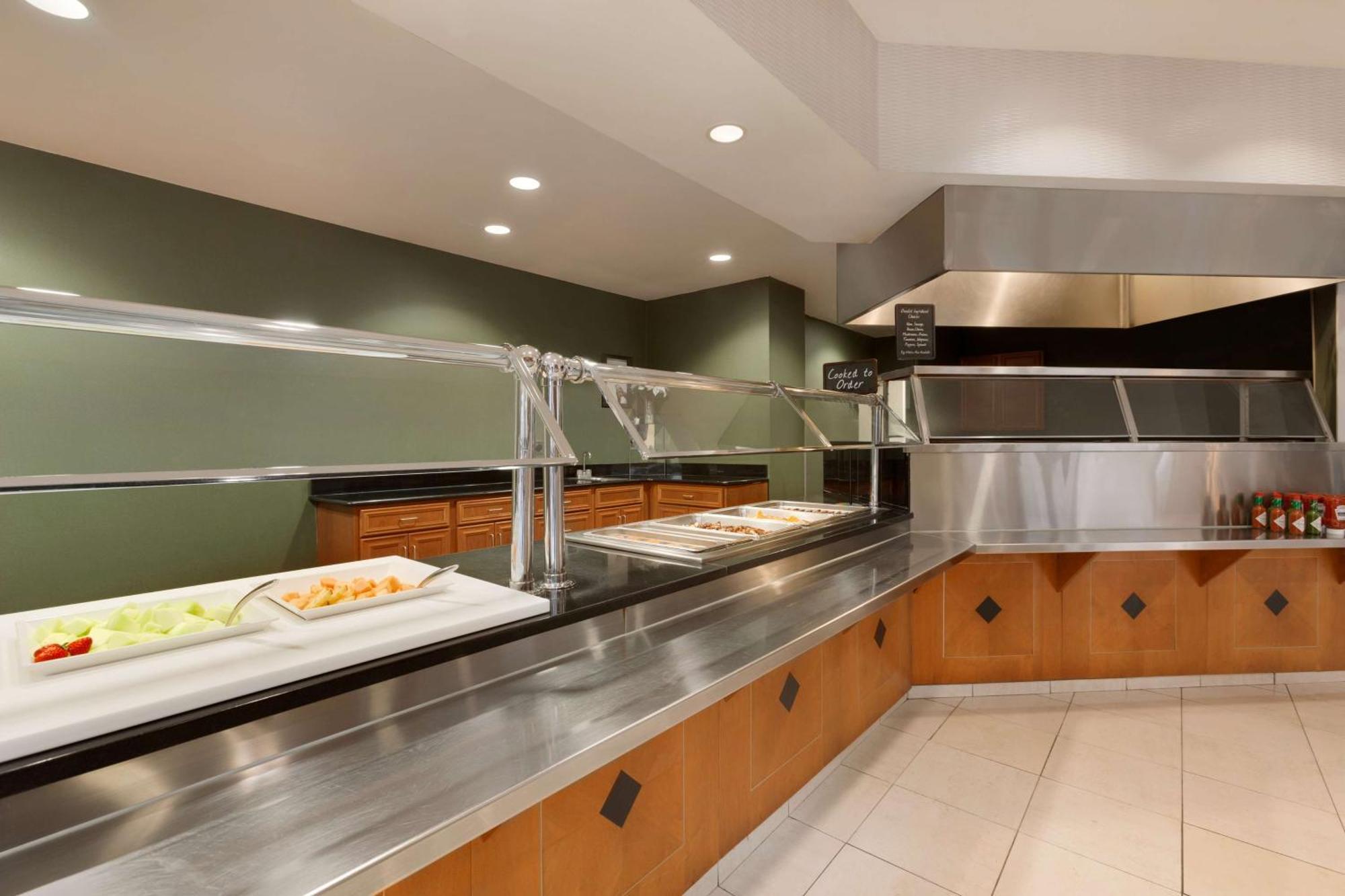 Embassy Suites Newark - Wilmington/South Exteriér fotografie